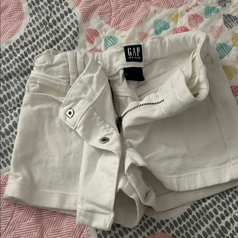 GAP Women's Crisp White Jean Shorts